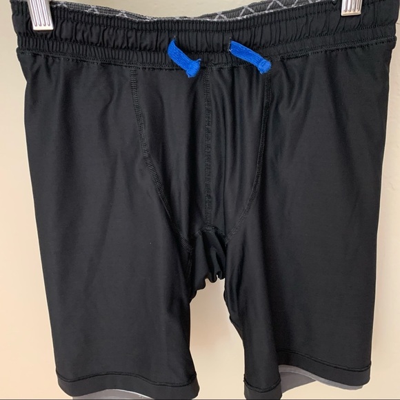 SOULCYCLE Athletic Shorts Cycling Inner Compression Grid Pattern Gray - Picture 9 of 10